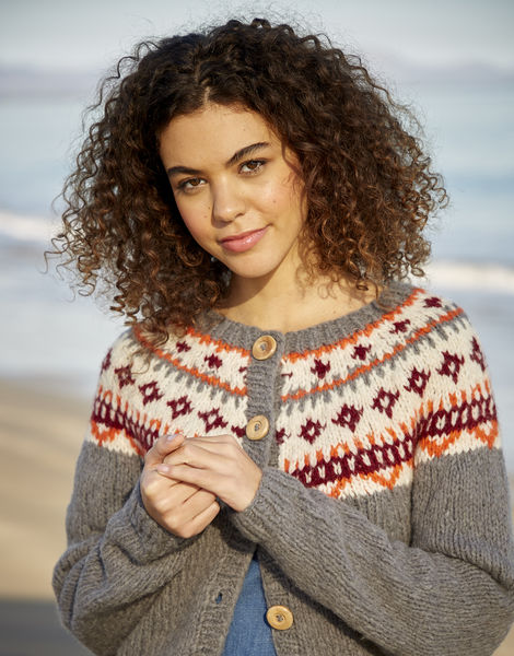 Sirdar 10057 Fairisle Cardigan in Sirdar Girlfriend Chunky (#5 weight) for Adults